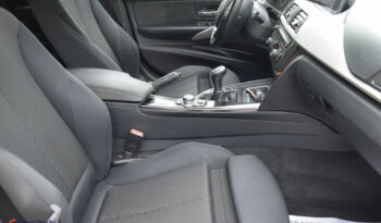 BMW Seria 3 318d Blue Performance Sport Line full