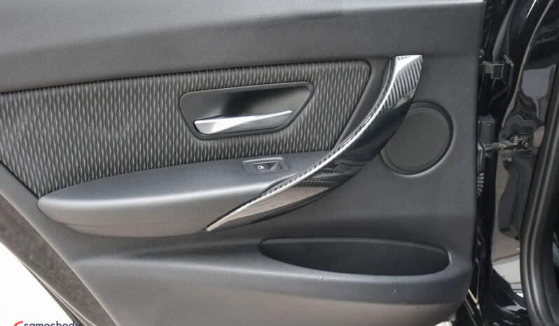BMW Seria 3 318d Blue Performance Sport Line full