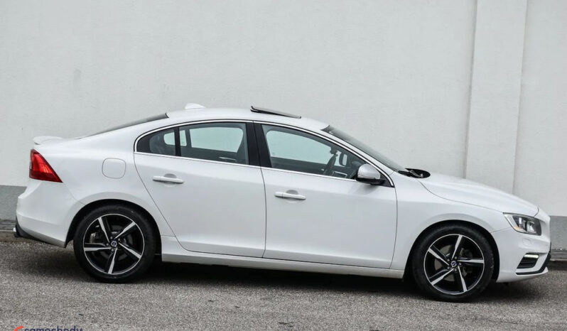 Volvo S60 D4 Drive-E R-Design Summum full