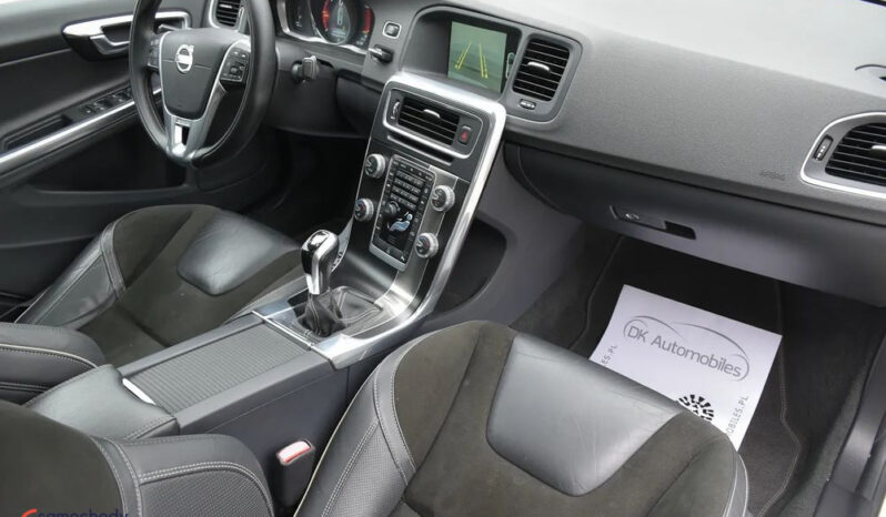Volvo S60 D4 Drive-E R-Design Summum full