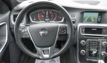 Volvo S60 D4 Drive-E R-Design Summum full