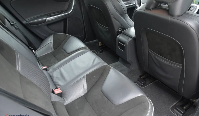 Volvo S60 D4 Drive-E R-Design Summum full
