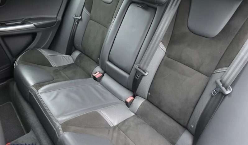 Volvo S60 D4 Drive-E R-Design Summum full