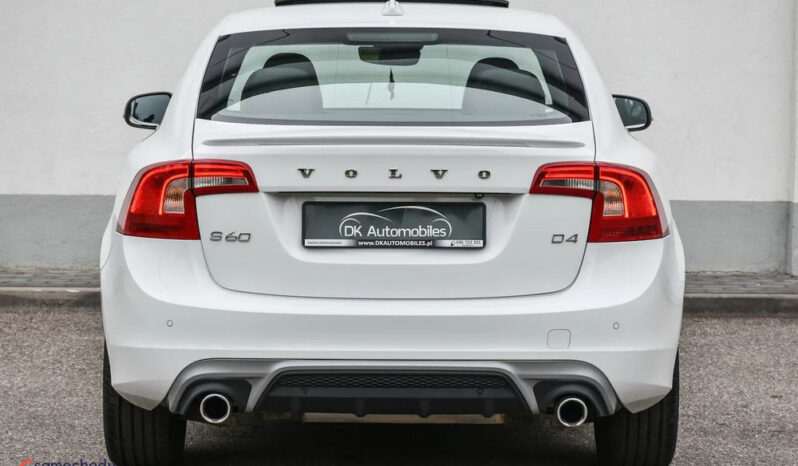 Volvo S60 D4 Drive-E R-Design Summum full