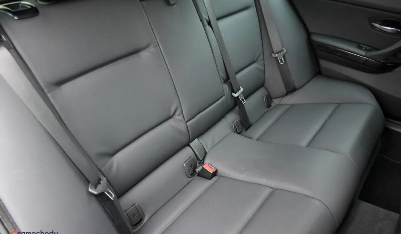 BMW Seria 3 318d DPF Edition Sport full
