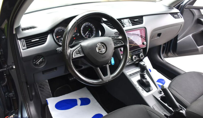 Skoda Octavia 1.6 TDI DSG Style full