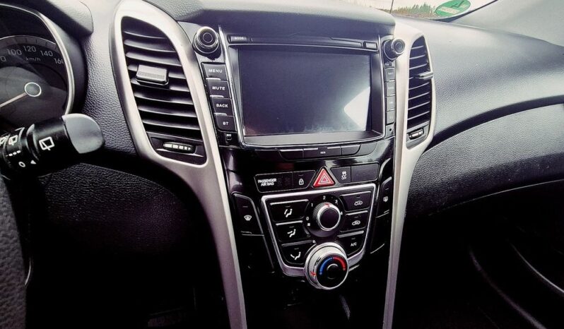 Hyundai i30 – 2013r.! 1.4 16V! 144tys.km! Navi! Kamera! Serwis! full