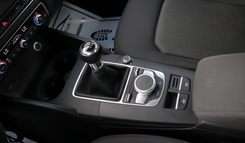AUDI A3 1.4 TFSI, NISKI PRZBIEG, SERWISOWANY, GWARANCJA full