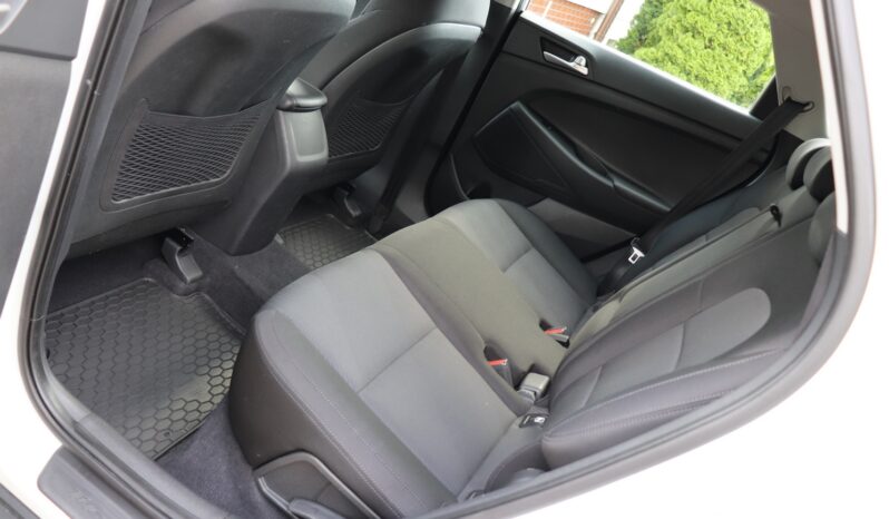 HYUNDAI TUCSON 1.6 GDI, 1 WŁAŚCICIEL, NISKIE PRZEBIEG, GWARANCJA full