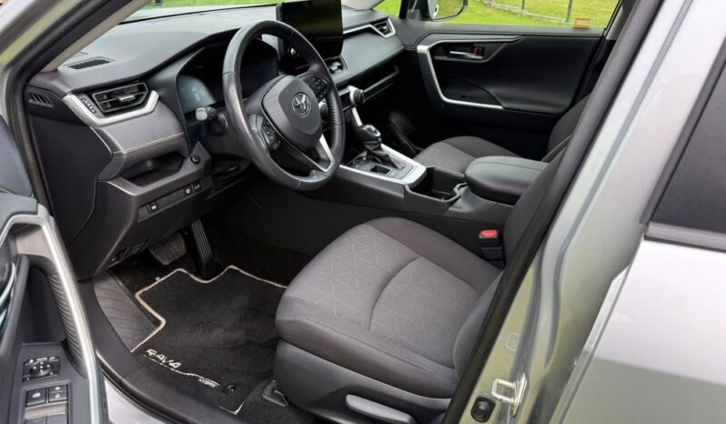 Toyota RAV4 full