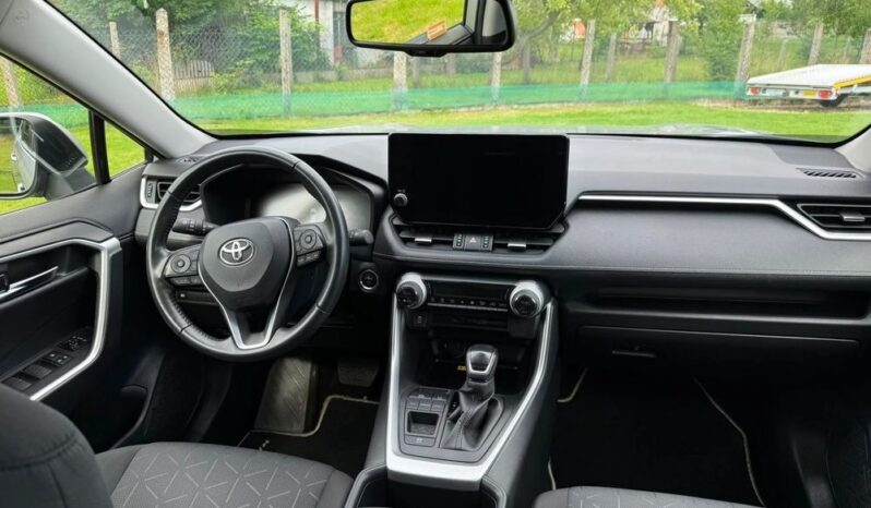 Toyota RAV4 full