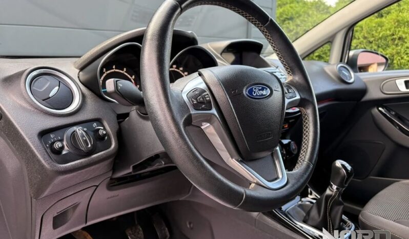 Ford Fiesta 1.0 EcoBoost Titanium full