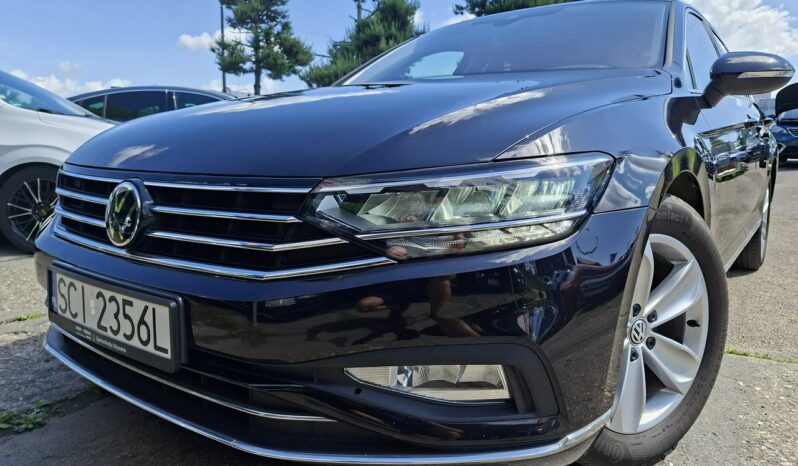 Volkswagen Passat Klimatronic 3-stref, Podgrz. fotele, Podgrz. szyba, Skóra/Alcantara B8 (2014-2023) full