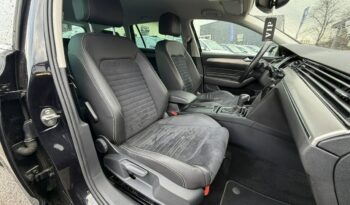 Volkswagen Passat Klimatronic 3-stref, Podgrz. fotele, Podgrz. szyba, Skóra/Alcantara B8 (2014-2023) full