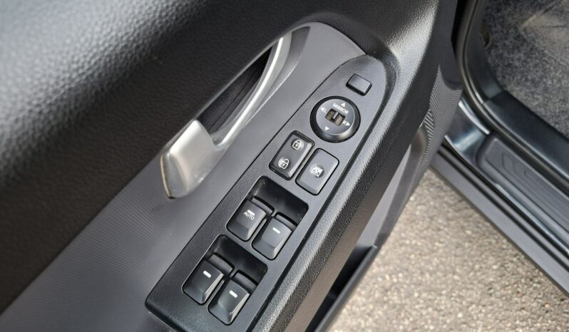 Kia Sportage Klimatronic 2-stref., Bluetooth, AUX, USB, Ele szyby 4x, Ele lusterka III (2010-2015) full