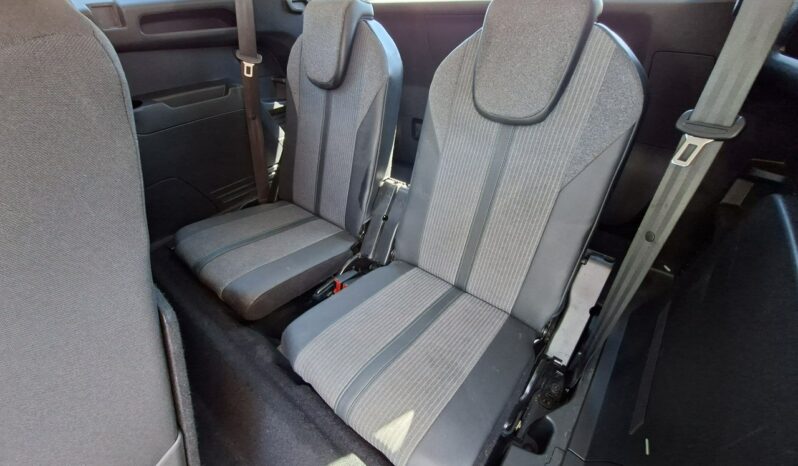Peugeot 5008 Klimatronic 2-stref, Podgrz. fotele, 7 osobowy, Przyciemniane szyby II (2017-) full