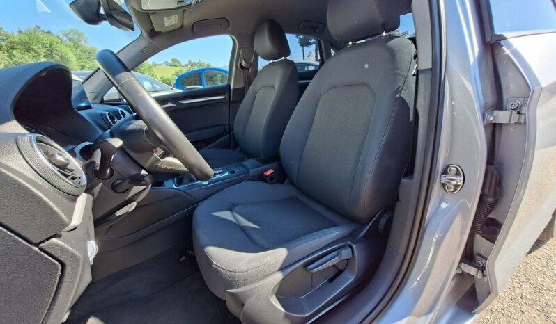 Audi A3 Limousine Limousine 1.5 TFSI ACT Sport, Klimatronic 2-stref, Nawigacja, PDC 2x 8V (2012-) full