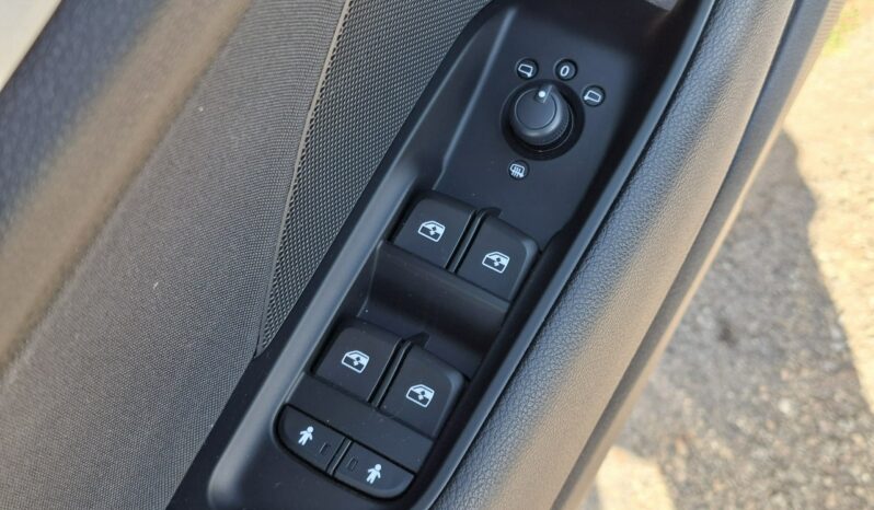 Audi A3 Limousine Limousine 1.5 TFSI ACT Sport, Klimatronic 2-stref, Nawigacja, PDC 2x 8V (2012-) full