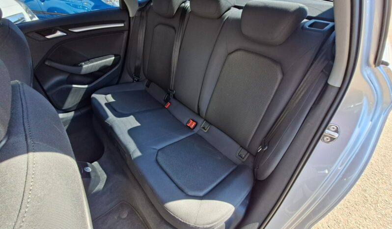 Audi A3 Limousine Limousine 1.5 TFSI ACT Sport, Klimatronic 2-stref, Nawigacja, PDC 2x 8V (2012-) full