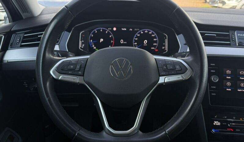 Volkswagen Passat I właściciel Serwis ASO VAT 23% Bezwypadkowy Salon Polska Poleasingowy B8 (2014-2023) full