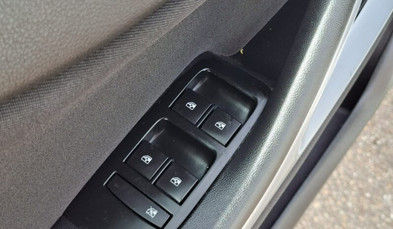 Opel Zafira Klimatyzacja, Podgrz. fotele + kierownica, PDC 2x, 7 osobowy C (2011-) full