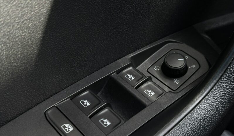Škoda Karoq I właściciel Salon Polska Poleasingowy Serwis ASO VAT 23% Bezwypadkowy full