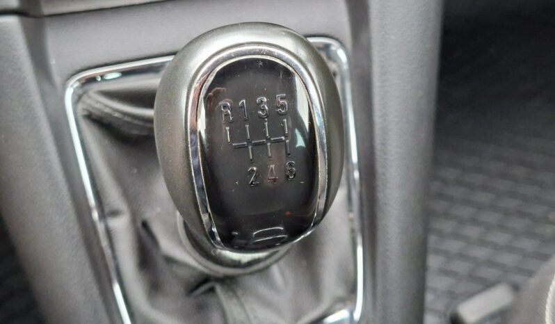 Opel Zafira Klimatyzacja, Podgrz. fotele + kierownica, Nawigacja, PDC 2x, Hak C (2011-) full