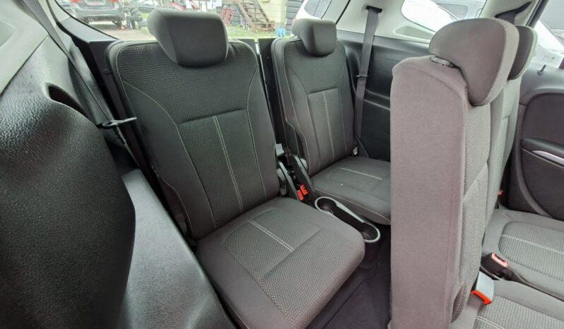 Opel Zafira Klimatyzacja, Podgrz. fotele + kierownica, Nawigacja, PDC 2x, Hak C (2011-) full