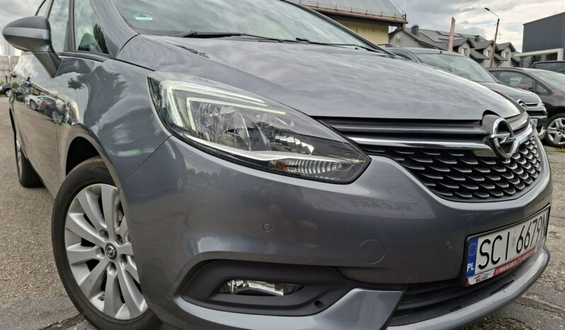 Opel Zafira Klimatyzacja, Podgrz. fotele + kierownica, Nawigacja, PDC 2x, Hak C (2011-) full