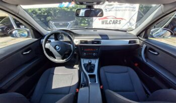 BMW 318 RWD, Klimatronic 2-stref., Podgrzewane fotele, Czujniki parkowania E90 (2005-2012) full