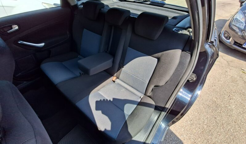 Ford Mondeo Klimatronic 2-stref, Podgrz. przednia szyba, PDC Mk4 (2007-2014) full