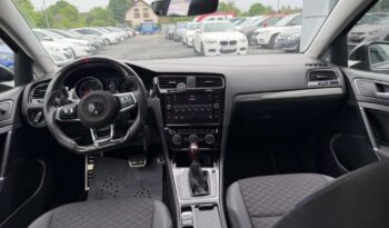 Volkswagen Golf full