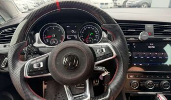 Volkswagen Golf full