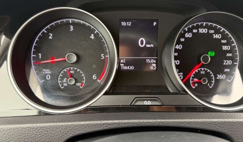 Volkswagen Golf full