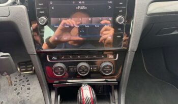 Volkswagen Golf full