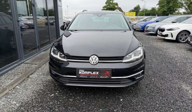 Volkswagen Golf full