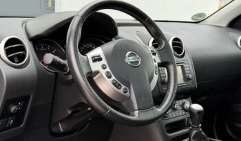 Nissan Qashqai full
