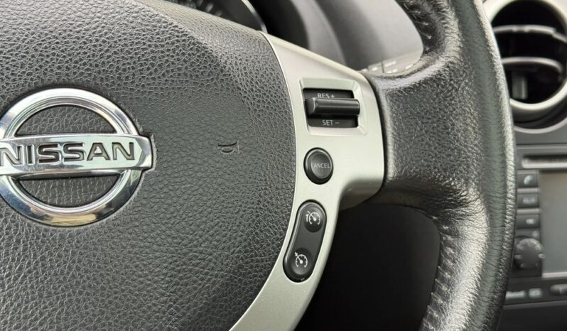 Nissan Qashqai full