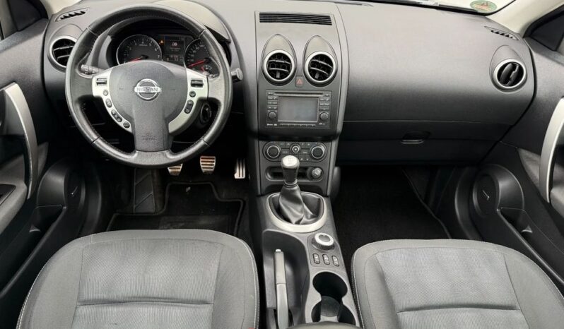 Nissan Qashqai full