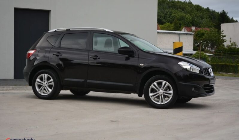 Nissan Qashqai full