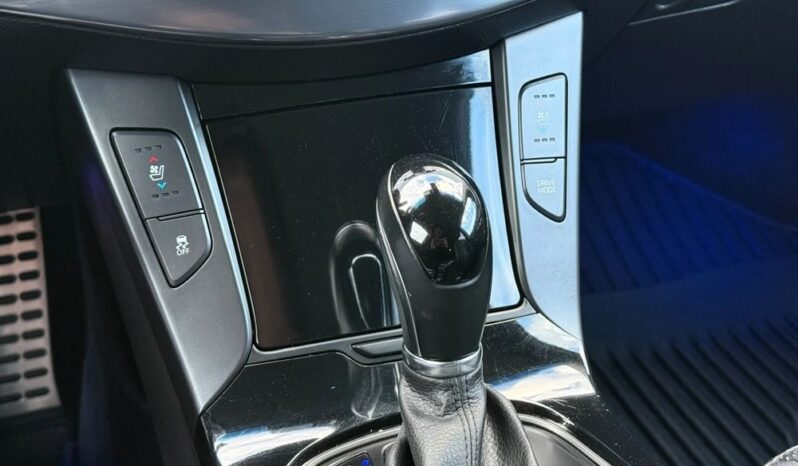 Hyundai i40 full