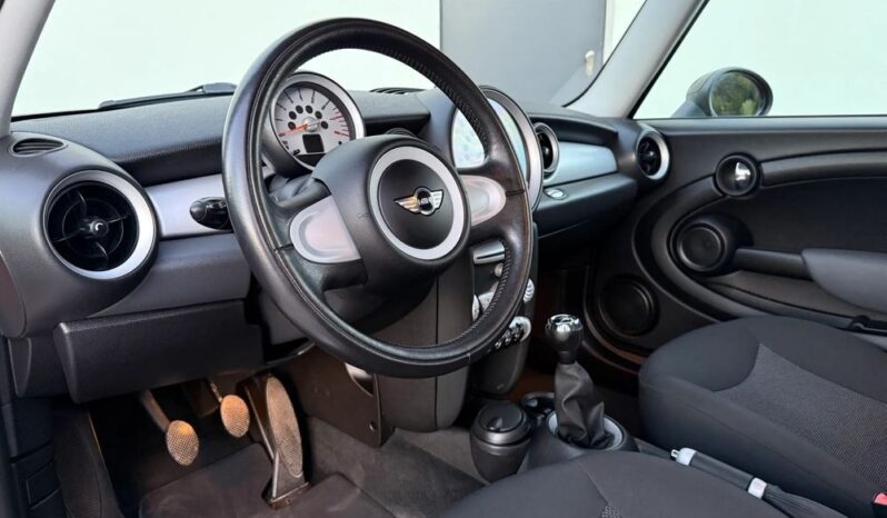 MINI Cooper full