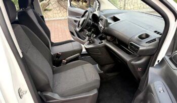 Toyota Proace City Verso 1.2 D-4T Combi full