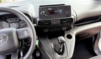 Toyota Proace City Verso 1.2 D-4T Combi full
