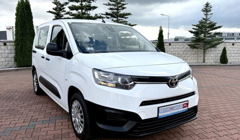 Toyota Proace City Verso 1.2 D-4T Combi full