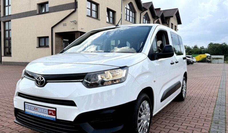 Toyota Proace City Verso 1.2 D-4T Combi full