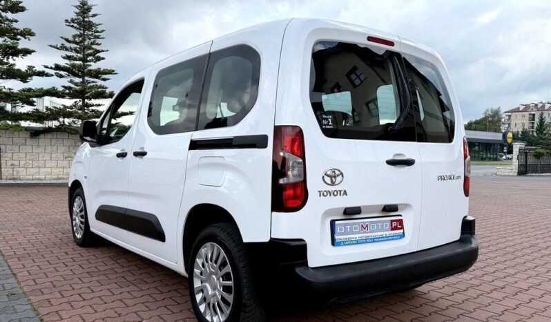 Toyota Proace City Verso 1.2 D-4T Combi full