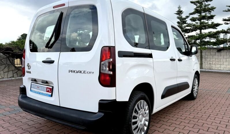 Toyota Proace City Verso 1.2 D-4T Combi full