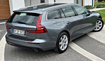 Volvo V60 D4 Drive-E Dynamic Edition (Momentum) full