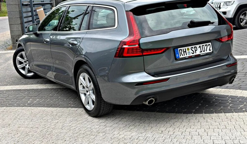 Volvo V60 D4 Drive-E Dynamic Edition (Momentum) full